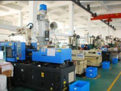 如何進(jìn)行改性工程塑料注塑機(jī)的每日維護(hù)？